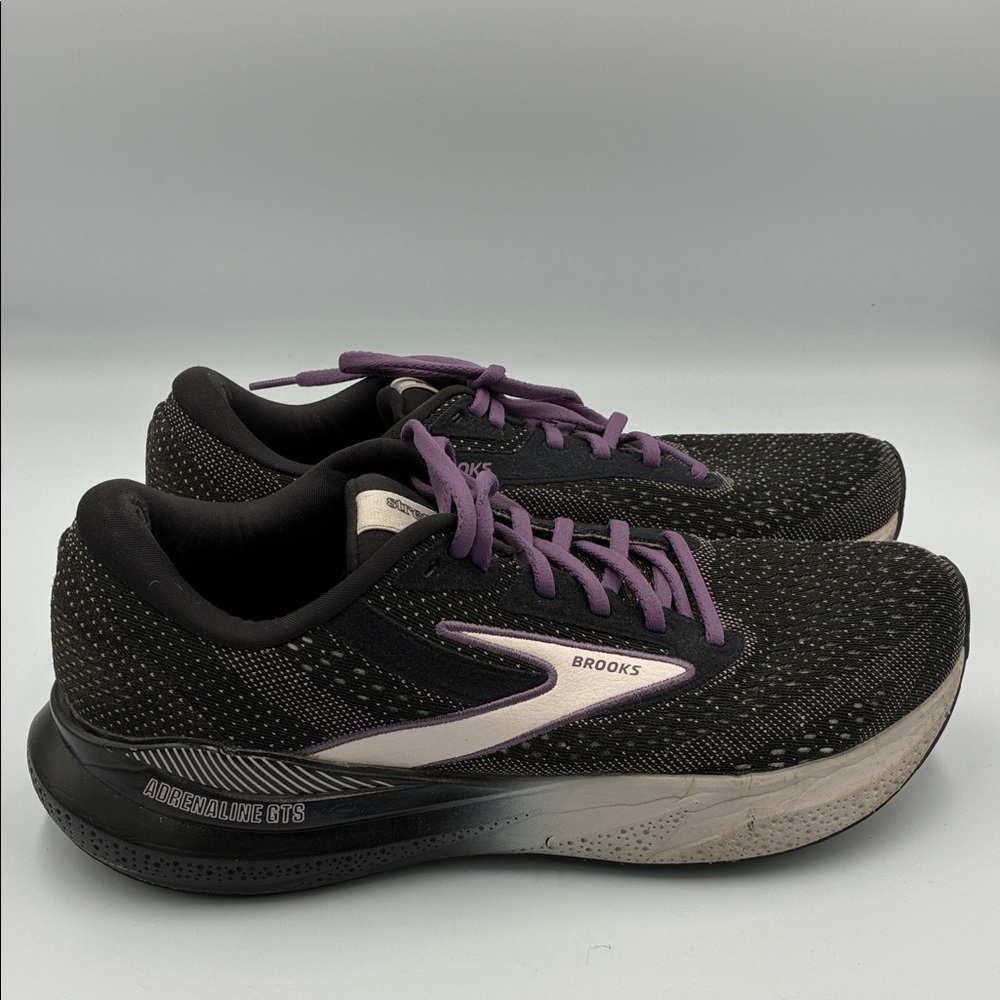 Brooks Adrenaline GTS Women's 9.5 Black and Purple Running Shoes